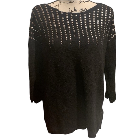 Carolyn Taylor Studded Sweater - Picture 1 of 8